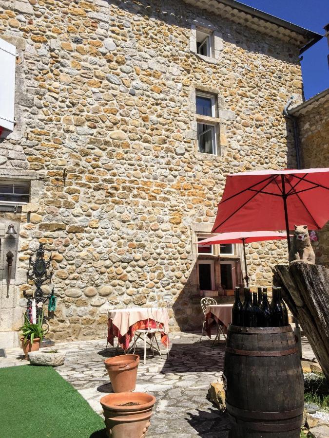 Hotel Le Manoir Du Raveyron 3*