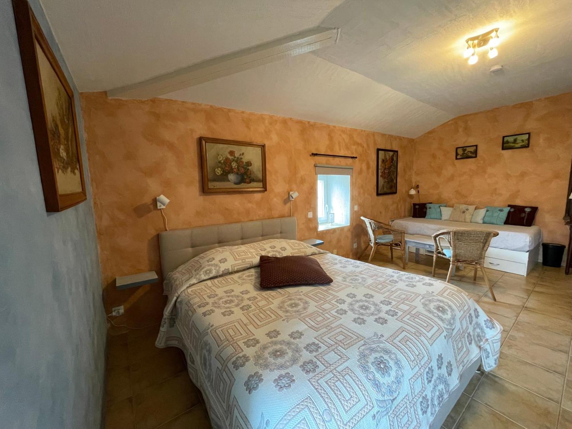 Hotel Le Manoir Du Raveyron 3*