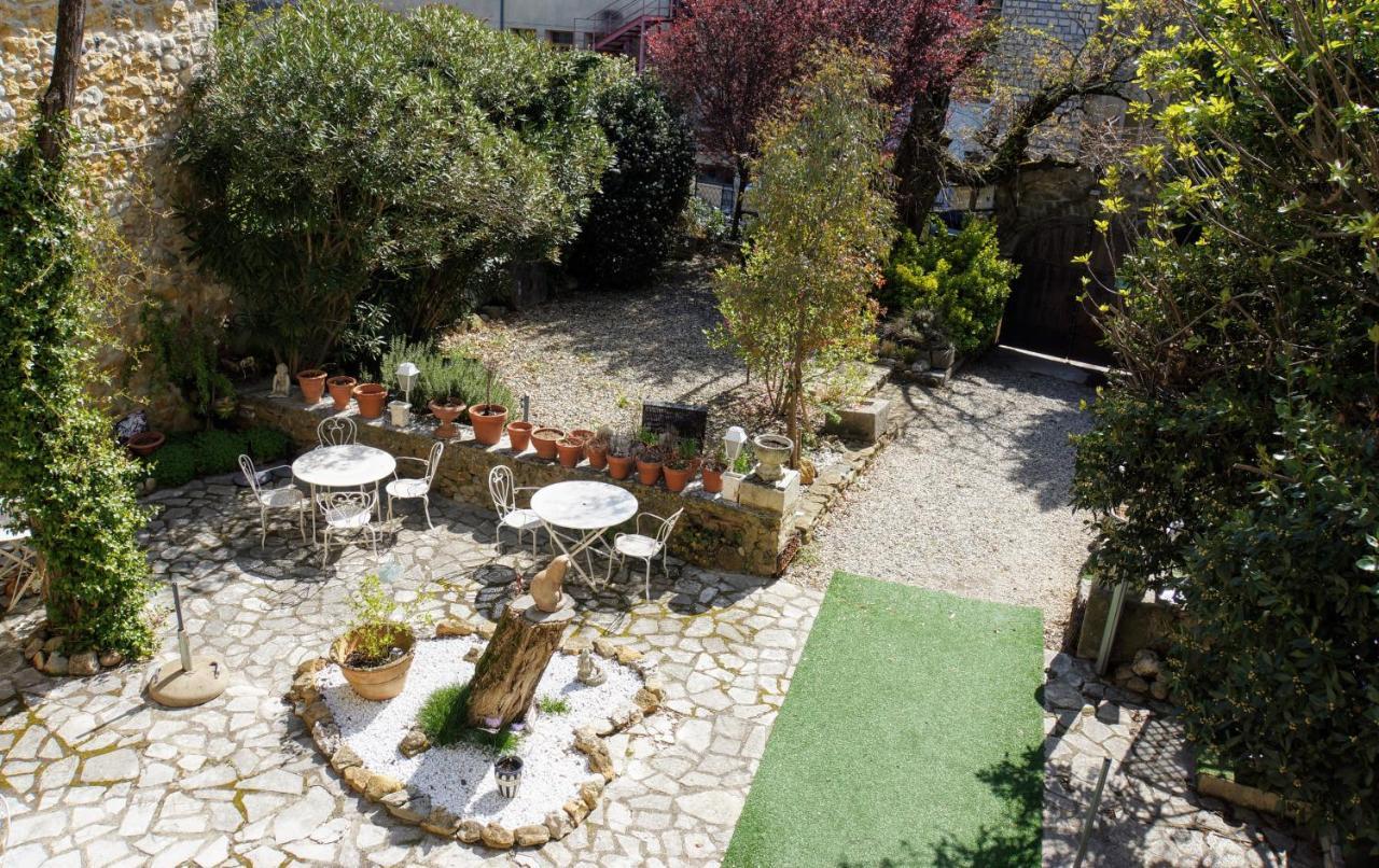 Hotel Le Manoir Du Raveyron